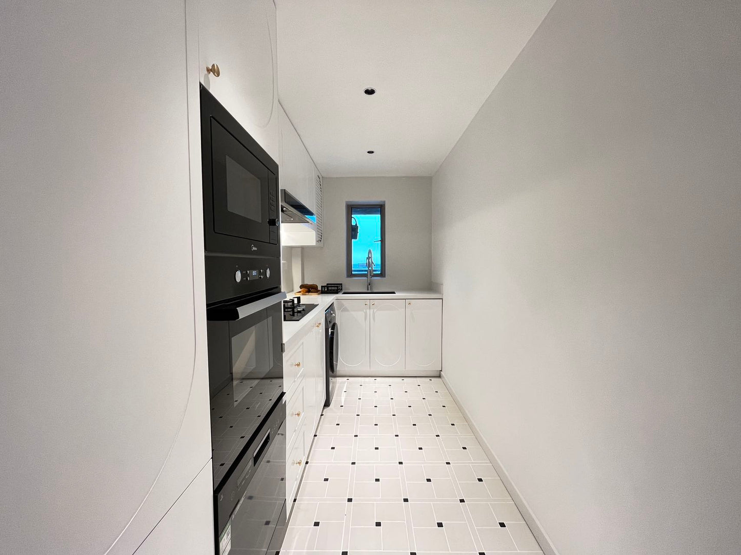 Beautiful 2br apt at Lujiazui  世茂滨江花园2房