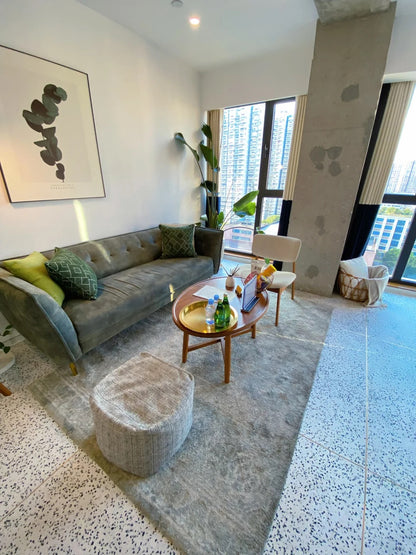 Base binjiang Service apt, Huangpu  黄浦base滨江服务公寓