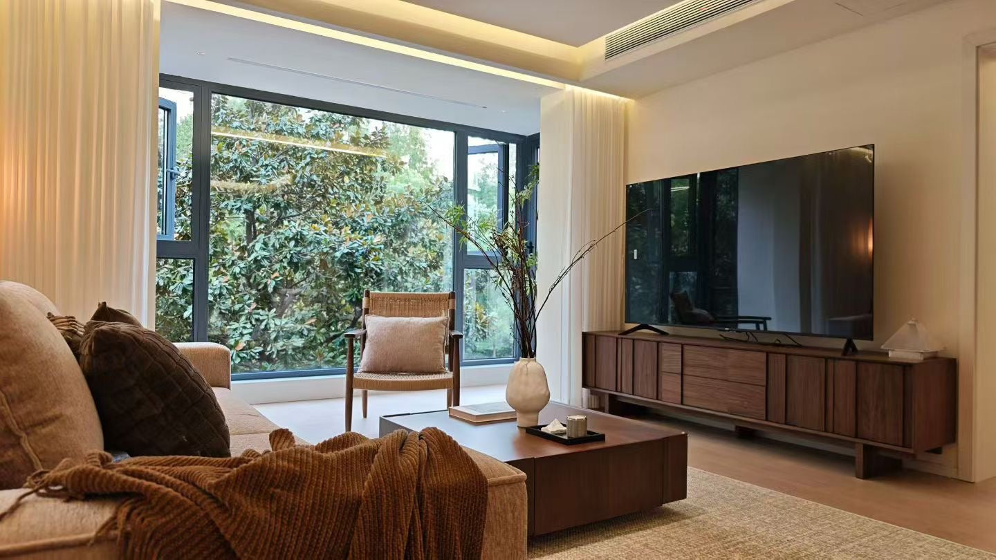 Suzhou river 2br apt with terrace 中远两湾城2房带露台