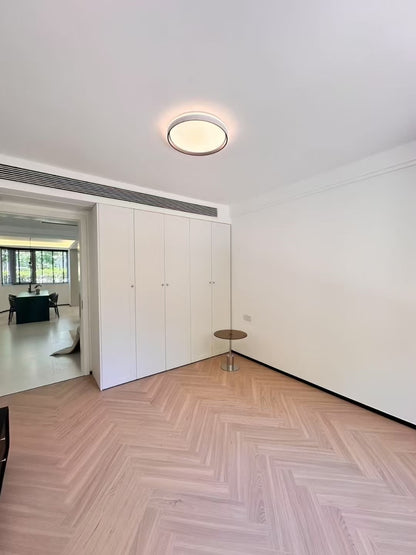 Modern 2br apt with garden  静安紫兰苑2房
