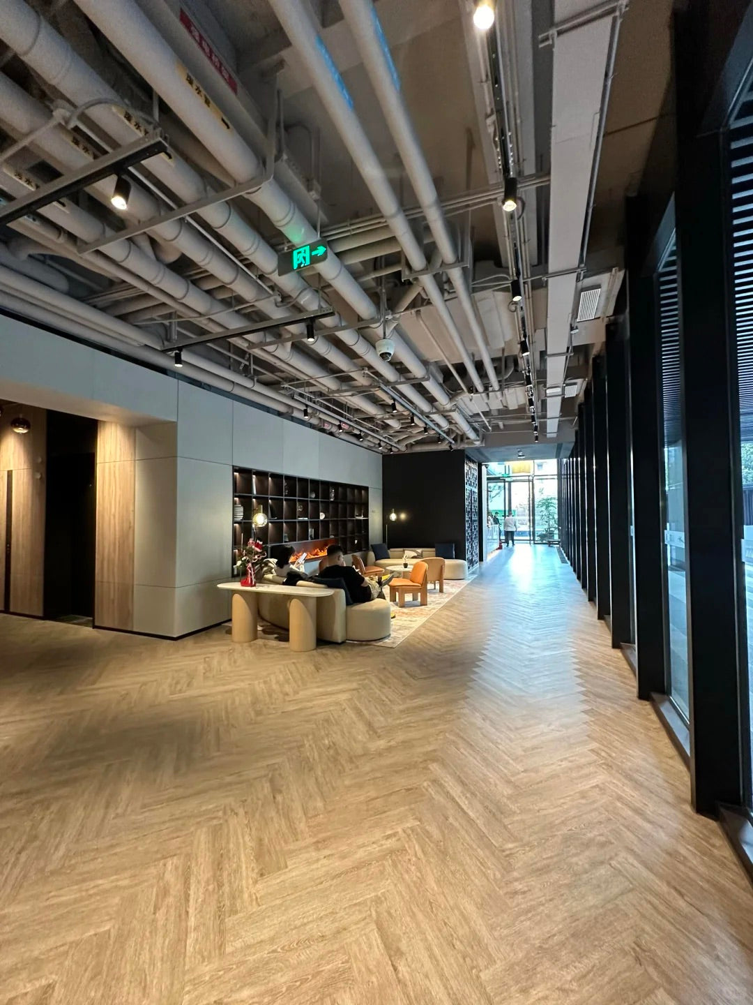 The spark service apt in Jingan   驻在星耀静安服务公寓