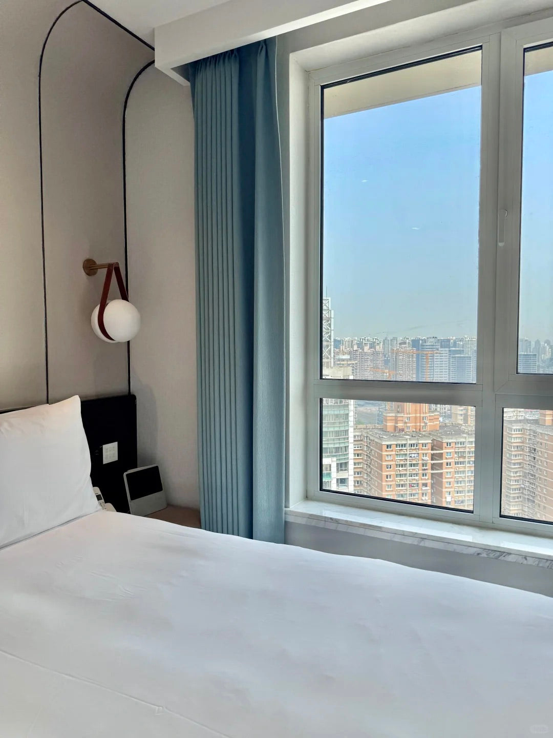 The Carossa  service apt in Jingan   嘉柏轩服务公寓