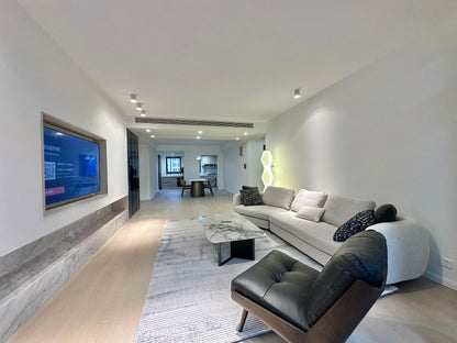 Modern 3br 180sqm at jinqiao 碧云晓园3房