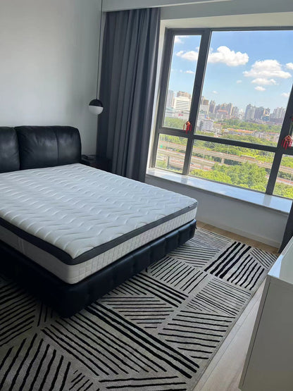 Modern 3br at top of city 中凯城市之光3房