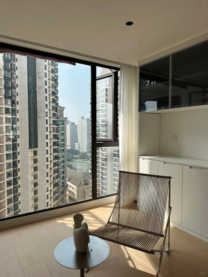 Newly 2br beside Suzhou river 中远两湾城2房