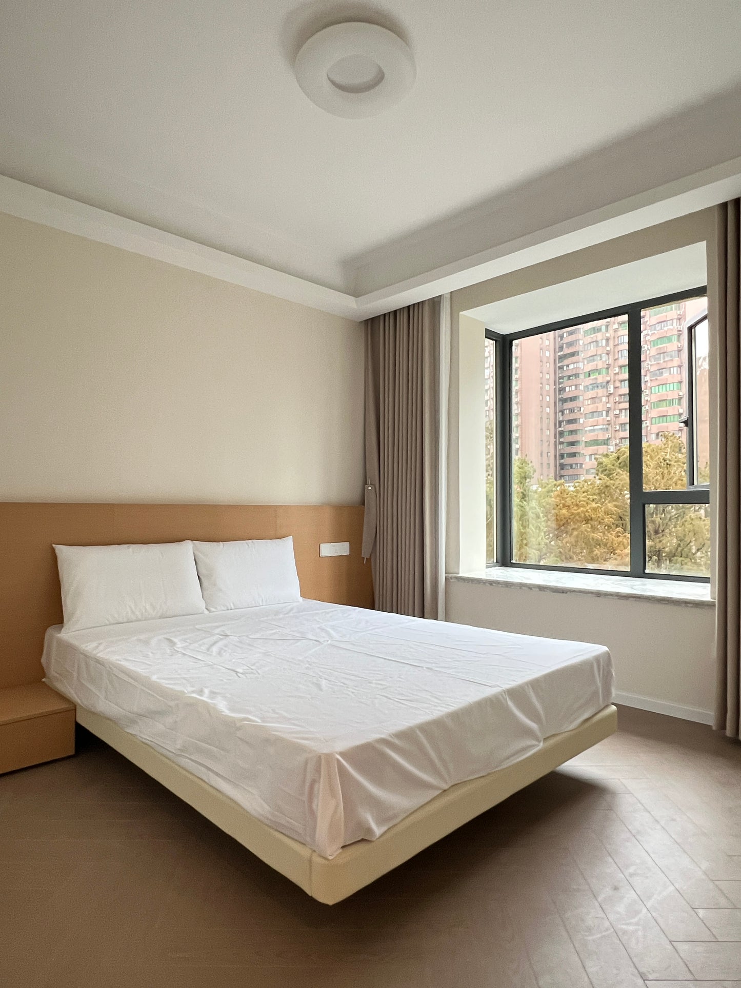 Modern 3br at near Xintiandi 汇龙新城3房