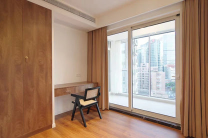 Nice 3br 200sqm at Zhongshan park 兆丰嘉园大平层