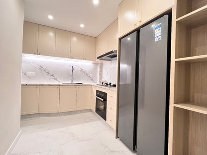 Modern 2br apt at Xujiahui 青之杰花园2房