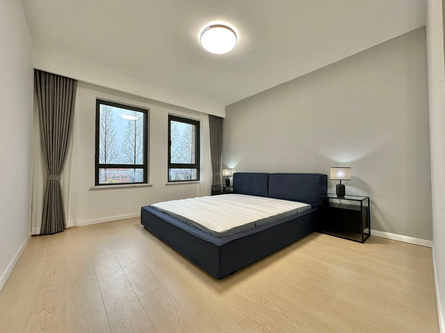 Modern 3br 180sqm at jinqiao 碧云晓园3房