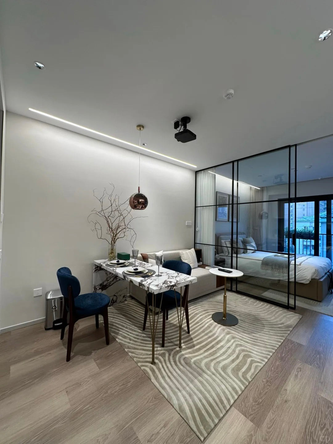 The spark service apt in Jingan   驻在星耀静安服务公寓