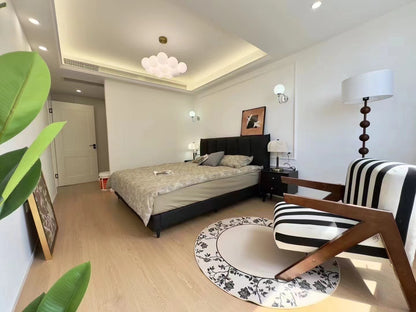 Modern 2br at jiangsu rd station 静安城2房