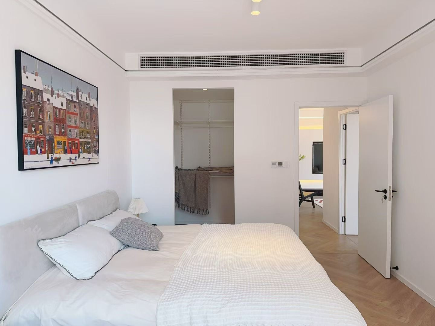 Nice 3br apt at zhongshan park 圣约翰名邸3房