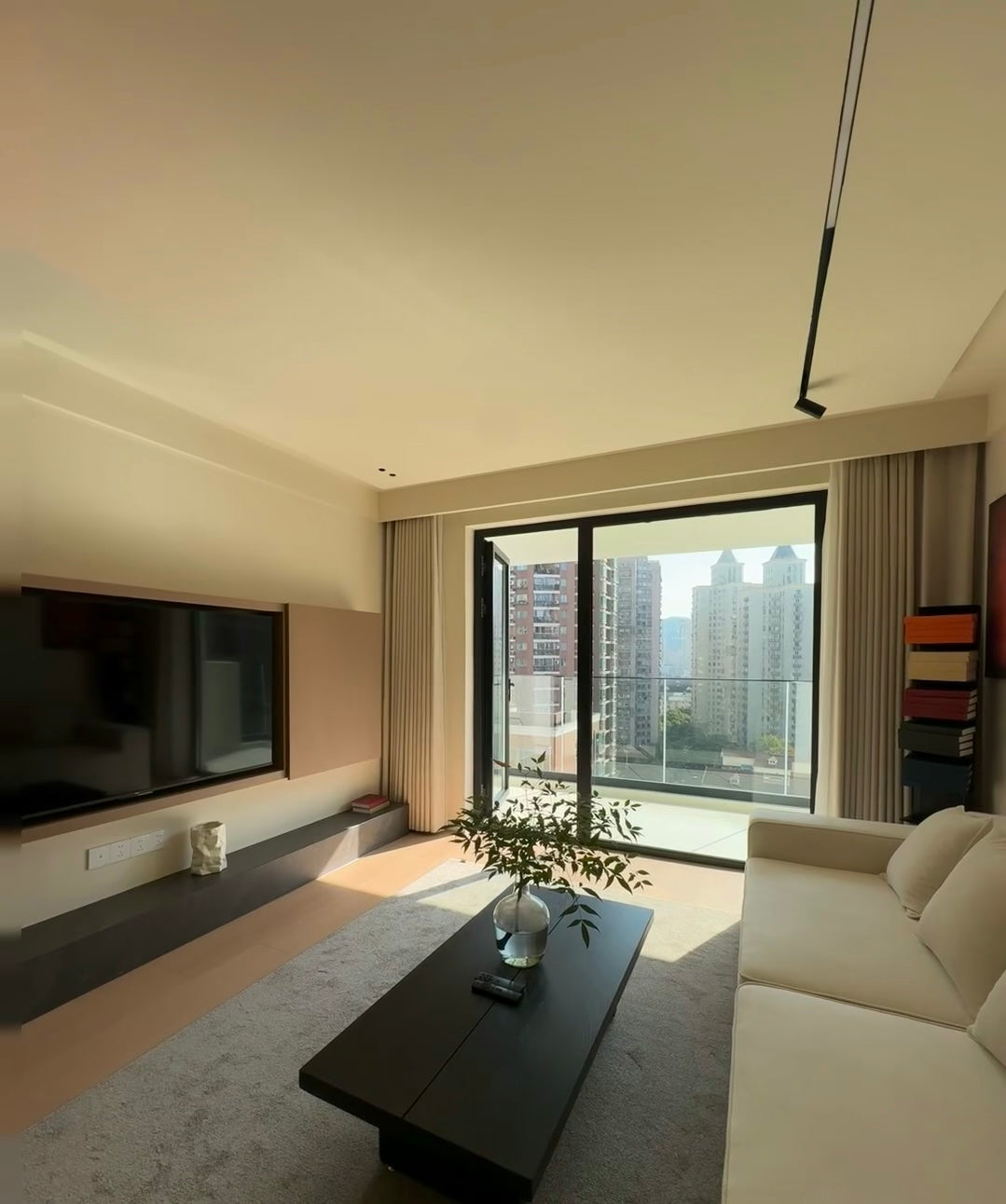 Newly 2br apt with nice view / Jingan 翰林府邸2房带阳台