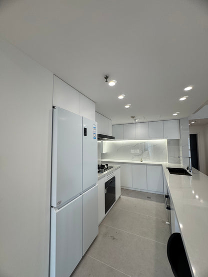 Spacious 3br 180sqm with floor heating 嘉里不夜城3房180平米