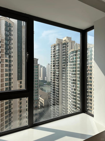 Newly 2br beside Suzhou river 中远两湾城2房