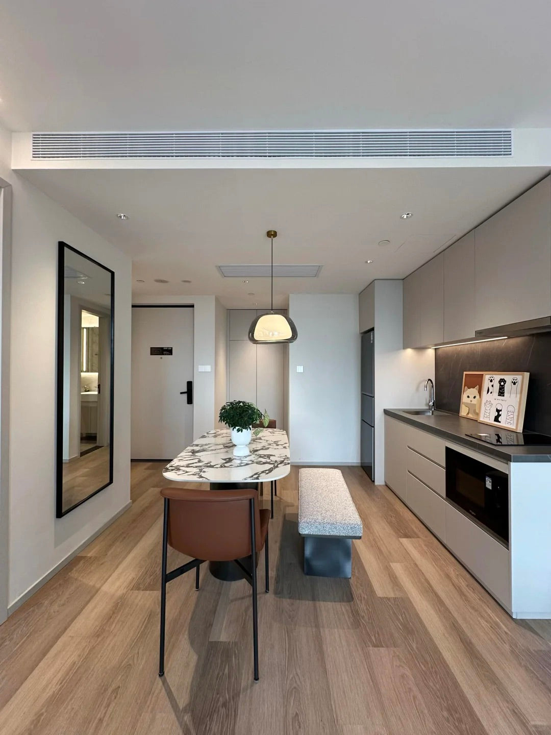 The spark service apt in Jingan   驻在星耀静安服务公寓