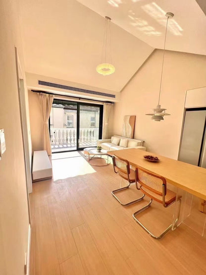 Yongjia rd 2br with balcony 永嘉路2房大阳台