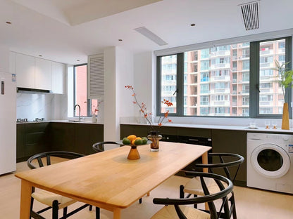 Nice 3br apt at zhongshan park 圣约翰名邸3房