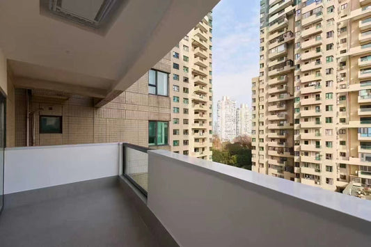 Luxury 3br with balcony / shanghai library 鸿艺豪苑小3房地暖