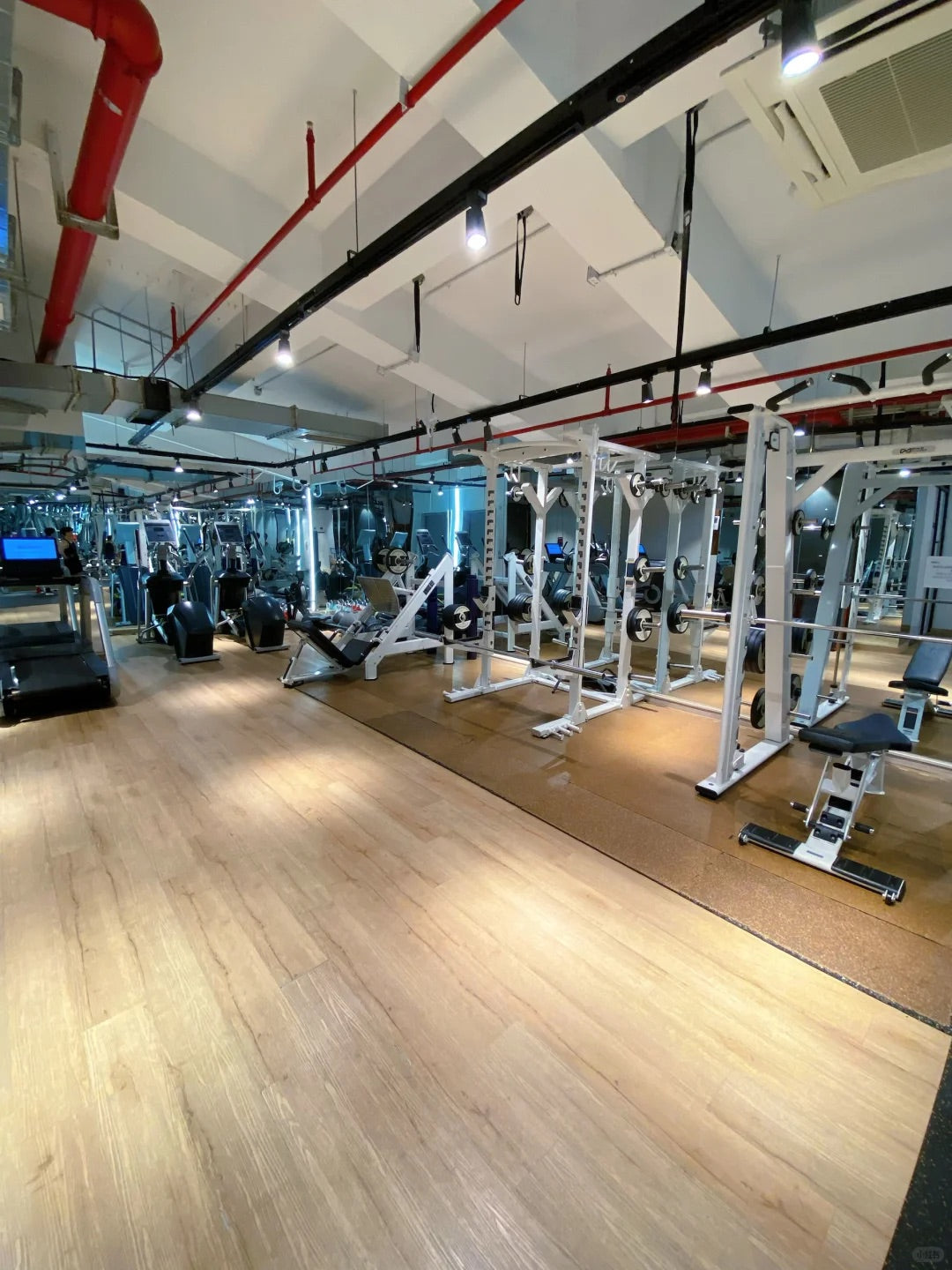 Base binjiang Service apt, Huangpu  黄浦base滨江服务公寓