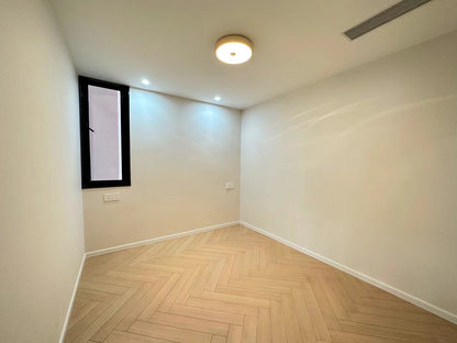 Newly 3br apt near iapm 襄乐大厦3房新装修