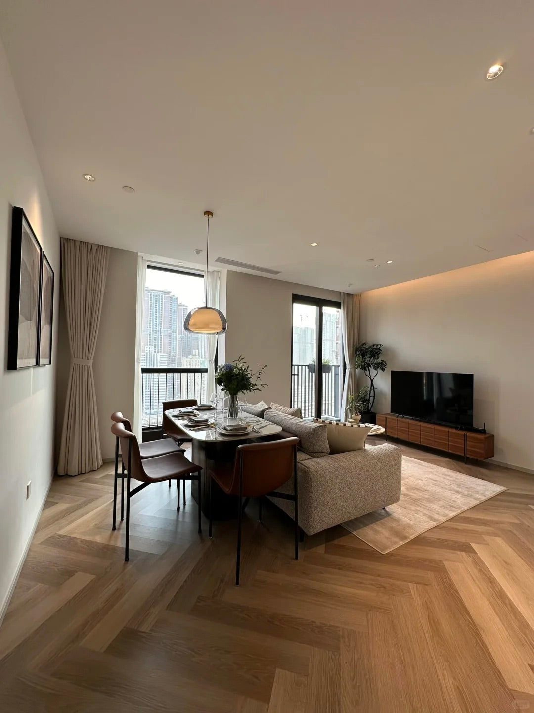 The spark service apt in Jingan   驻在星耀静安服务公寓