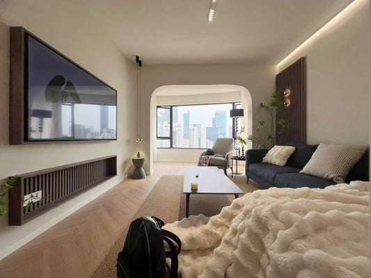 Beautiful 2br apt at one park 静安枫景2房