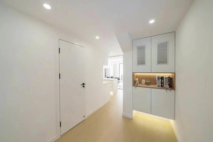 Newly 1br with Balocny floor heating 昭华东路1房