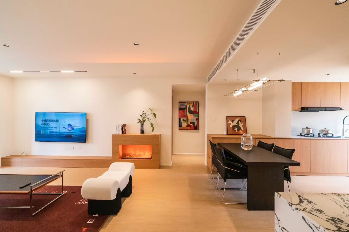 Modern 3br apt at changshou rd 绿洲城市花园3房