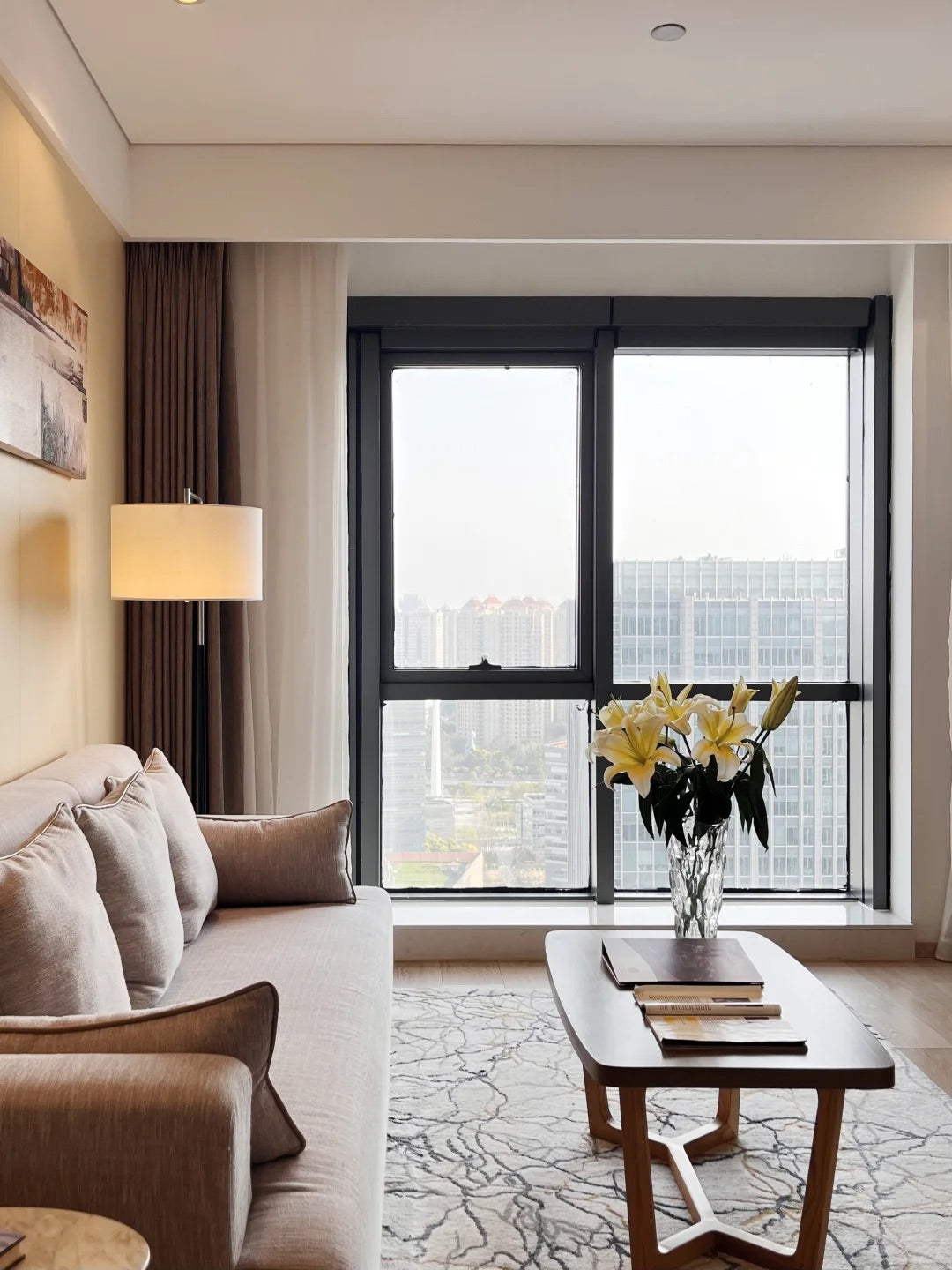 Shama service apt in putuo 莎玛长风公园服务公寓