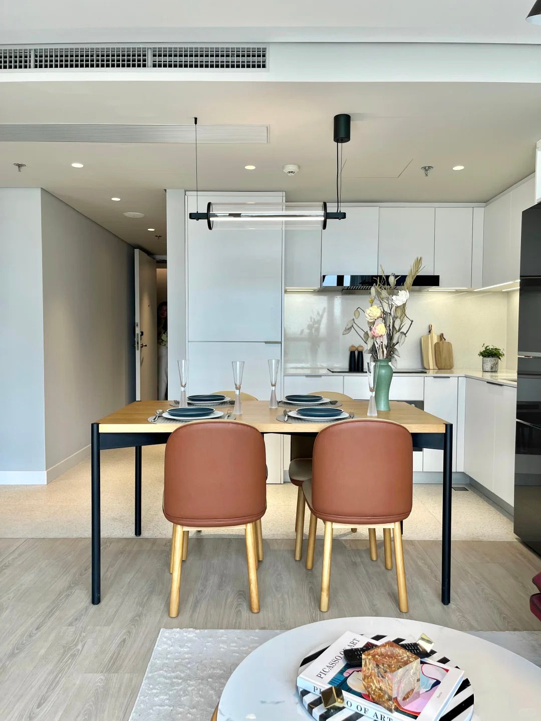 833 service apt at Zhongshan park 驻在lvin 833 服务公寓