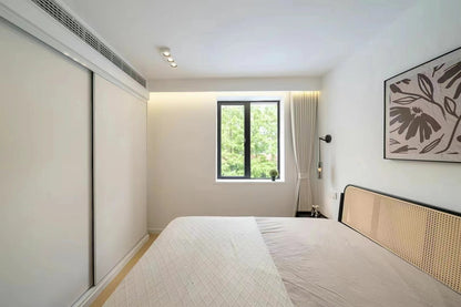 Newly 1br with Balocny floor heating 昭华东路1房