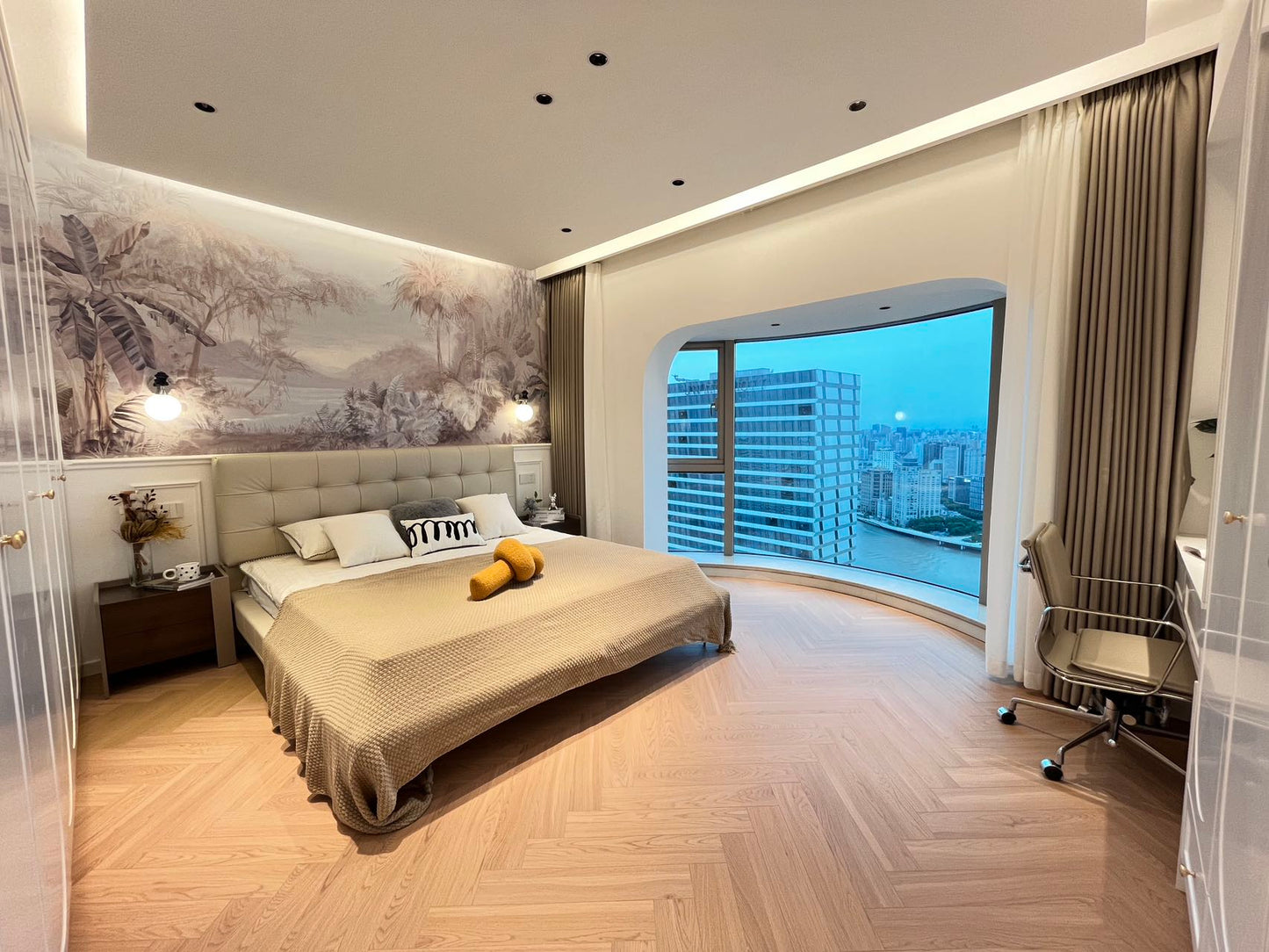 Beautiful 2br apt at Lujiazui  世茂滨江花园2房