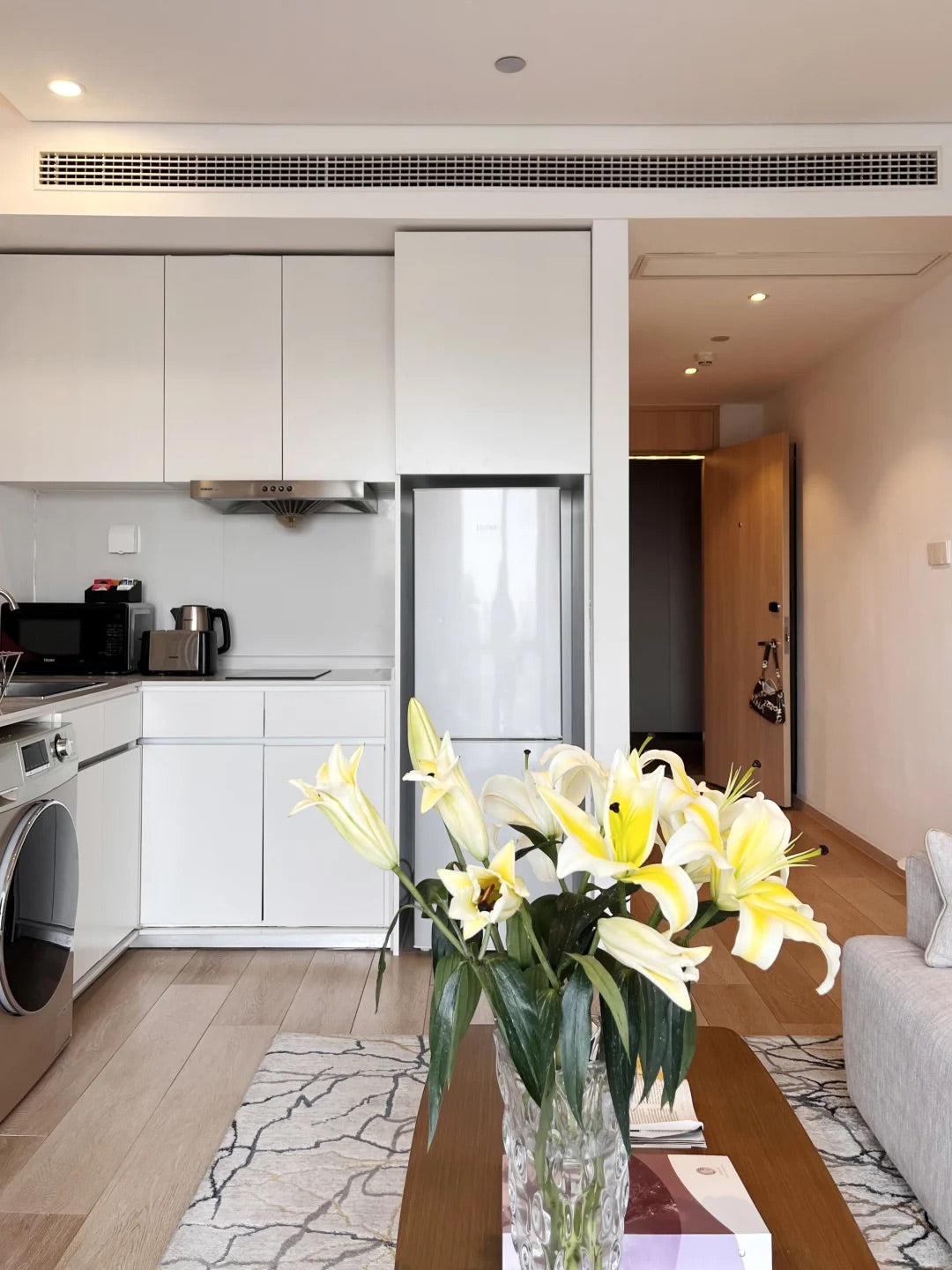 Shama service apt in putuo 莎玛长风公园服务公寓