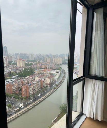 River view 3brs at loushanguan rd 虹桥河滨花园河景3房