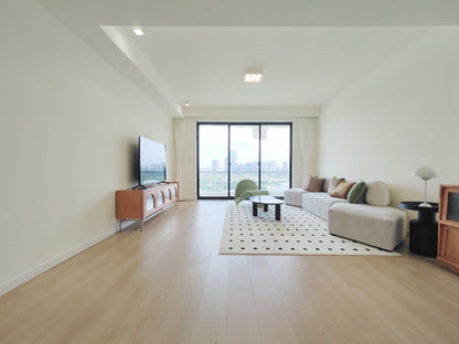 spacious 3br 180sqm at pudong century park 浦东虹桥花园3房180平米