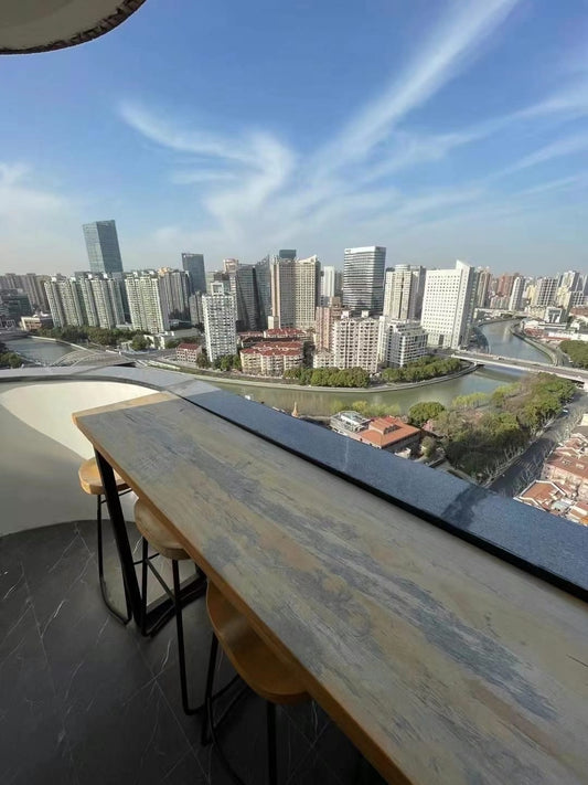 nice 2br apt with river view 苏州河景观2房