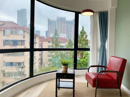 spaciouse 2br apt with big balcony 中邮苑大2房带阳台