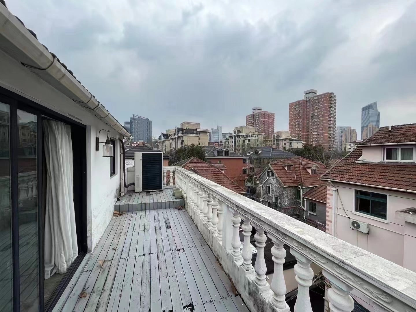 yuyuan rd 150sqm old house 愚园路3+1房带露台