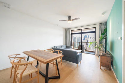 jingan 2br 2bath with floor heaitng 静安晶花园2房带地暖